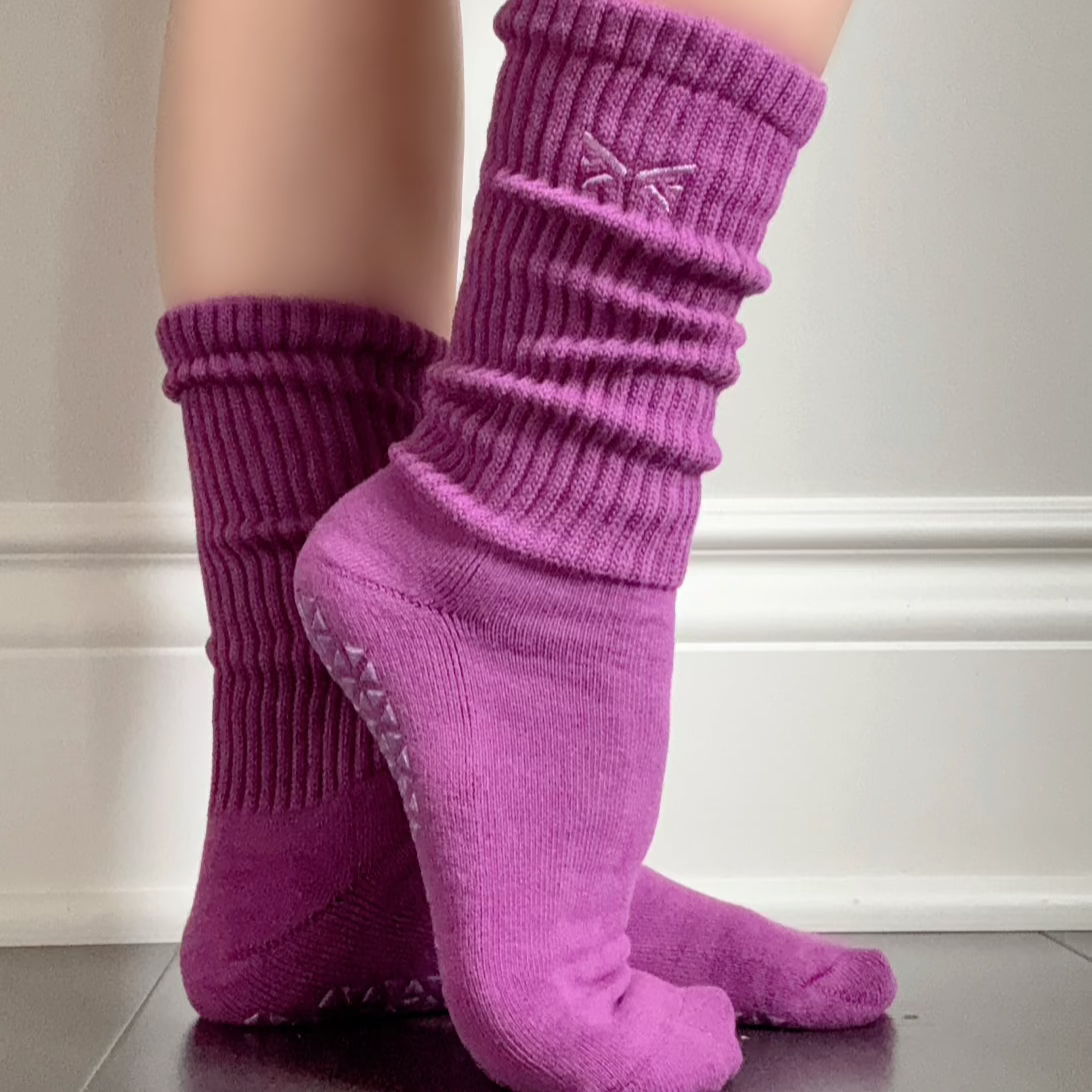 Plum Scrunch Grip Sock