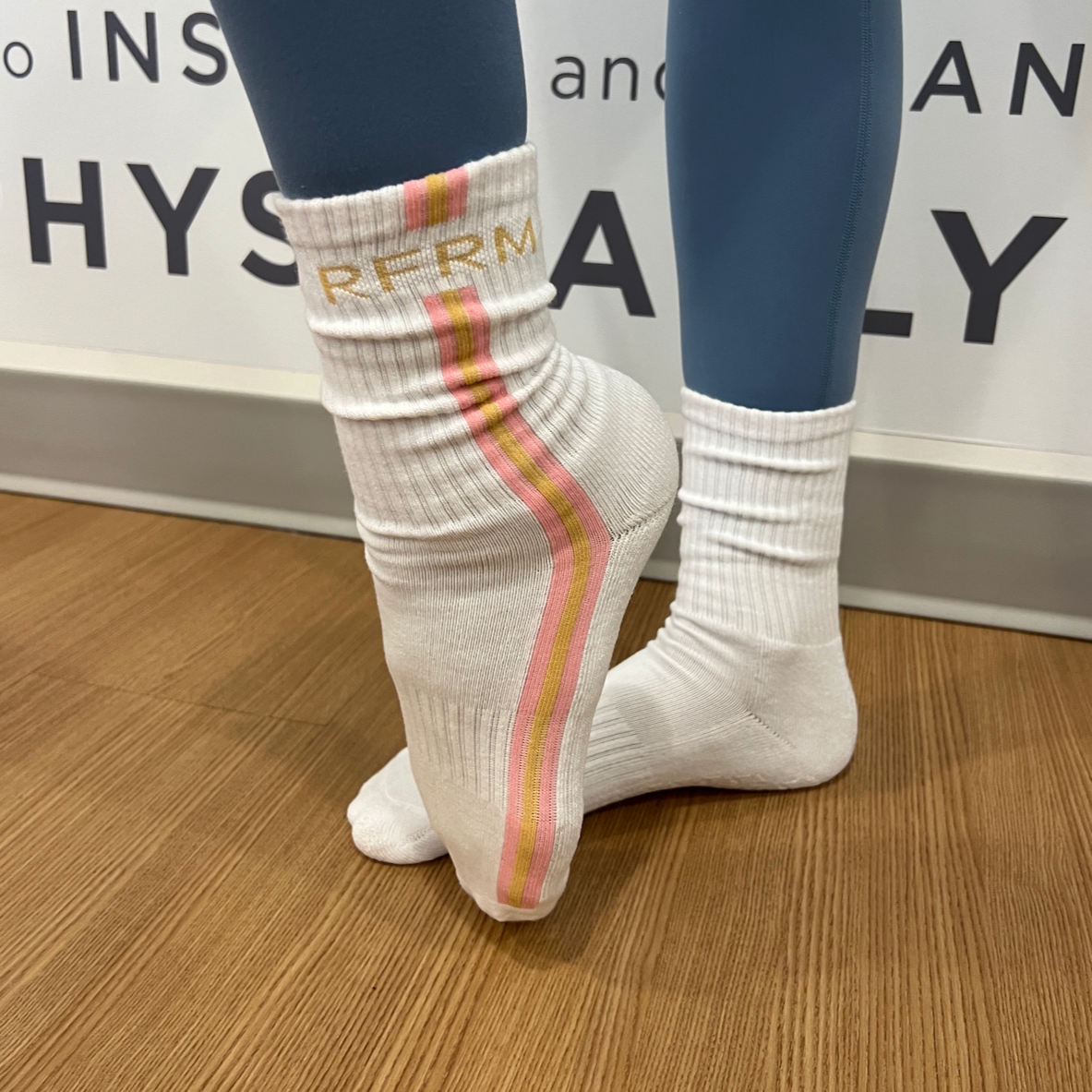 Retro Crew Grip Socks